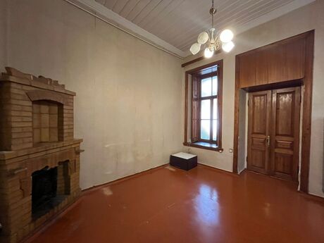 2-комнатная квартира, 60 м², İçəri Şəhər: 175 000 ₼ 4