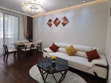 Elan №6188835 - Bakı, Memar Əcəmi m., 2 otaqlı, 65 m², 9/17 mərtəbə
