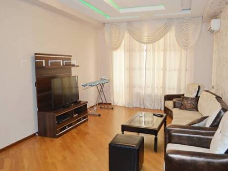 Kirayə 2 otaqlı mənzil, 110 m², Səbail: 1 300 ₼/ay 4