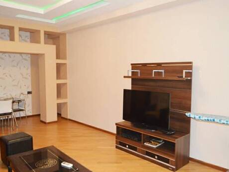 Kirayə 2 otaqlı mənzil, 110 m², Səbail: 1 300 ₼/ay 5