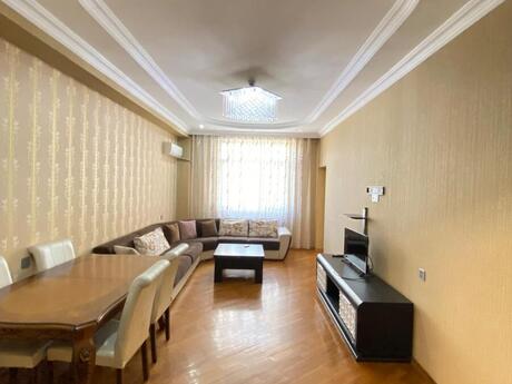 Elan №6188992 - Bakı, İnşaatçılar m., 3 otaqlı, 130 m², 10/17 mərtəbə