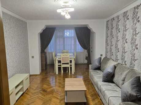 Объявление №6188996 - Баку, м. Гянджлик, 3-комн., 85 м², 5/5 этаж