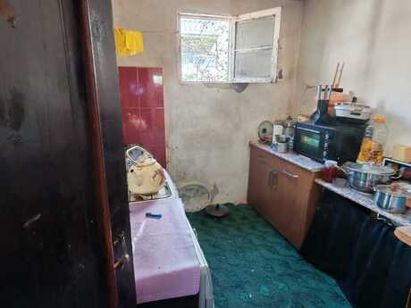 2 otaqlı həyət evi/bağ evi - Azadlıq Prospekti m. - 75 m²