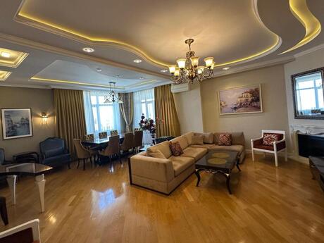 Аренда: 3-комнатная квартира, 182 м², 8 Noyabr: 2 100 ₼/мес 2