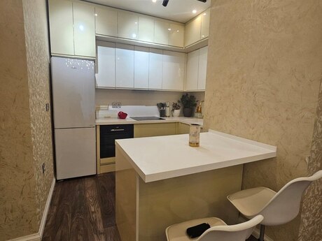 3 otaqlı mənzil, 98 m², Ağ şəhər: 480 000 ₼ 3