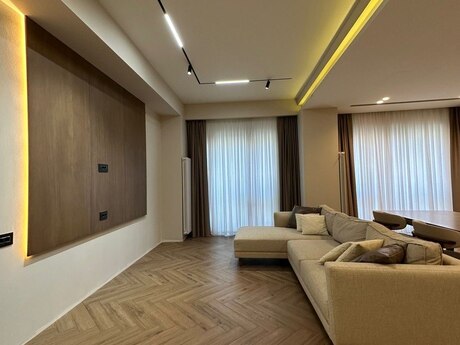 Ağ şəhərdə 4 otaqlı yeni tikili mənzil satılır, 150 m², 740 000 AZN, şəkil 4 / 12