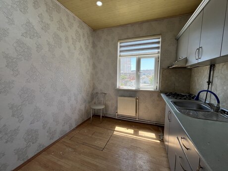 2 otaqlı həyət evi/bağ evi - Bayıl q. - 40 m²