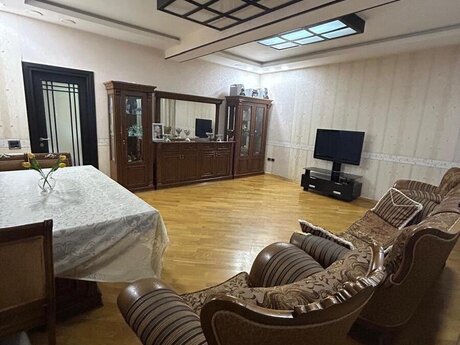 3 otaqlı yeni tikili - Şah İsmayıl Xətai m. - 128 m²