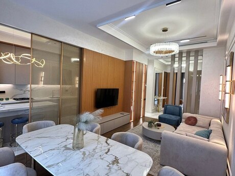 Объявление №6190144 - Баку, пос. Аг шехер, 3-комн., 110 м², 3/7 этаж