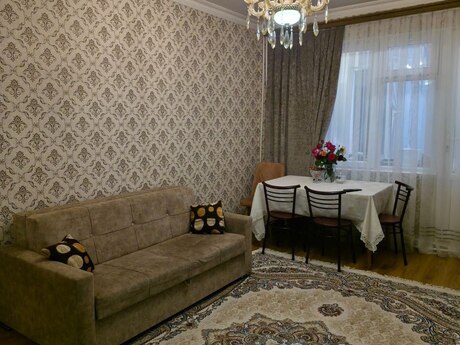Elan №6190178 - Bakı, Memar Əcəmi m., 2 otaqlı, 45 m², 4/5 mərtəbə