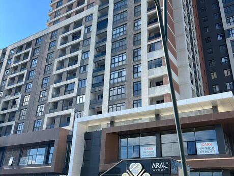 3-комн. новостройка - м. 8 ноября - 110 м²