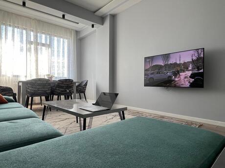Elan №6190201 - Bakı, 8 Noyabr m., 3 otaqlı, 110 m², 8/16 mərtəbə