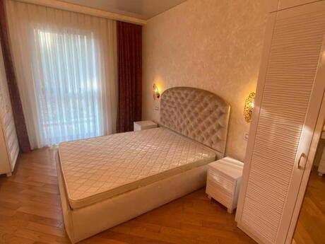 2 otaqlı yeni tikili - Nəsimi r. - 77 m²