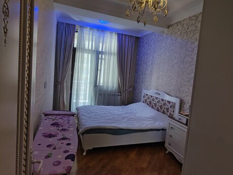 Объявление №6190348 - Баку, м. 28 мая, 2-комн., 71 м², 8/22 этаж