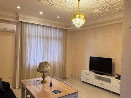 2 otaqlı yeni tikili - 28 May m. - 70 m²