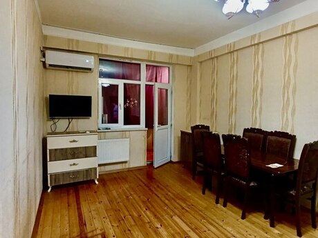 Объявление №6190501 - Баку, пос. Ени Ясамал, 2-комн., 50 м², 3/12 этаж