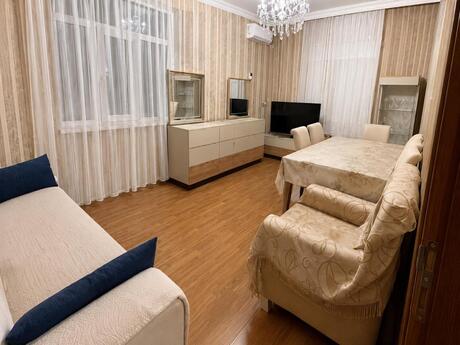 Elan №6190591 - Bakı, Yeni Günəşli q., 3 otaqlı, 85 m², 5/9 mərtəbə
