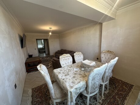 3 otaqlı köhnə tikili - Xalqlar Dostluğu m. - 90 m²