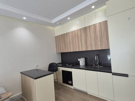 3 otaqlı yeni tikili - Bakmil m. - 100 m²