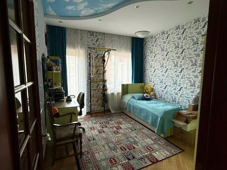 Объявление №6190808 - Баку, м. Элмляр Академиясы, 4-комн., 160 м², 9/10 этаж