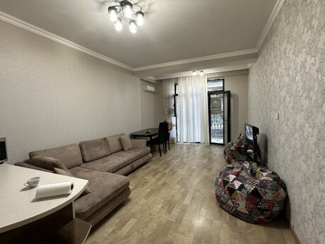 Elan №6190751 - Bakı, İçəri Şəhər m., 2 otaqlı, 60 m², 5/12 mərtəbə