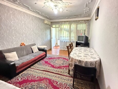 2 otaqlı köhnə tikili - Gənclik m. - 65 m²