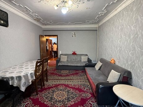 2 otaqlı köhnə tikili - Gənclik m. - 65 m²