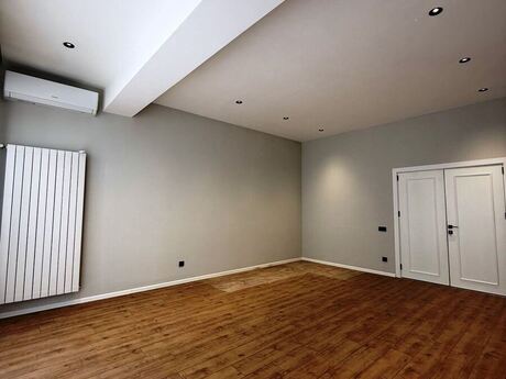 4 otaqlı mənzil, 176 m², Koroğlu: 475 000 ₼ 3