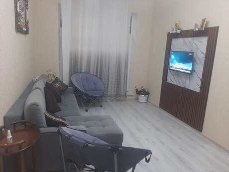 3 otaqlı həyət evi/bağ evi - Şüvəlan q. - 90 m²