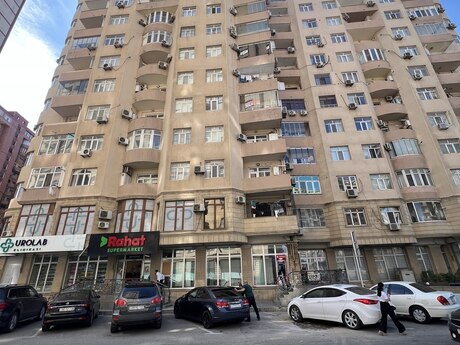 Elan №6191946 - Bakı, 20 Yanvar m., 4 otaqlı, 164 m², 8/13 mərtəbə