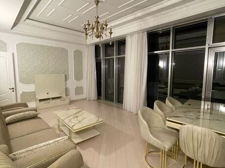 İçəri Şəhərdə 3 otaqlı yeni tikili mənzil kirayə verilir, 135 m², 2 200 AZN/ay, şəkil 5 / 12