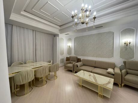 İçəri Şəhərdə 3 otaqlı yeni tikili mənzil kirayə verilir, 135 m², 2 200 AZN/ay, şəkil 3 / 12