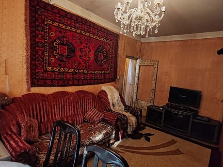 3 otaqlı köhnə tikili - Hövsan q. - 72 m²