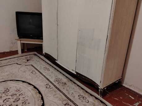 2 otaqlı həyət evi/bağ evi - Bayıl q. - 45 m²