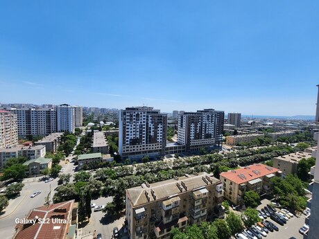 2-комнатная квартира, 91 м², Neftçilər: 238 000 ₼ 2