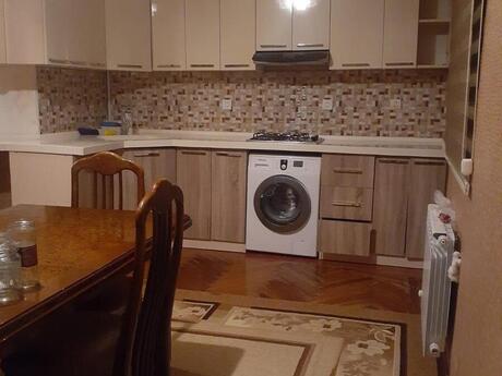 Elan №6192311 - Bakı, Nəsimi r., 2 otaqlı, 65 m², 2/5 mərtəbə