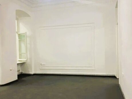 Elan №6192305 - Bakı, Sahil m., 4 otaqlı, 130 m²