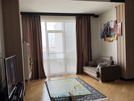 3 otaqlı mənzil, 190 m², 28 May: 649 000 ₼ 5