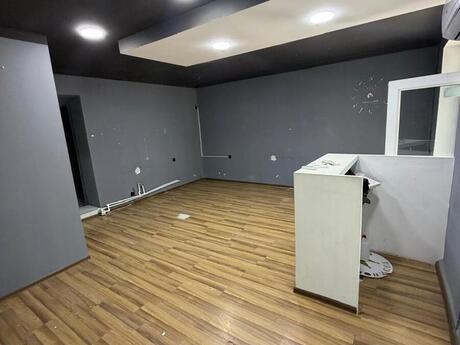 Объект - м. Элмляр Академиясы - 60 м²