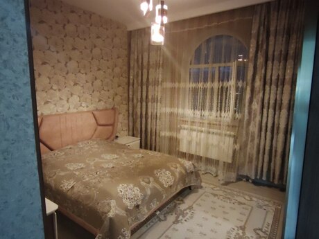 6 otaqlı həyət evi/bağ evi - Biləcəri q. - 170 m²