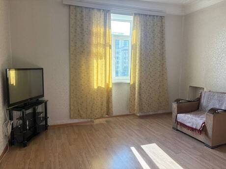 2 otaqlı köhnə tikili - Həzi Aslanov m. - 65 m²