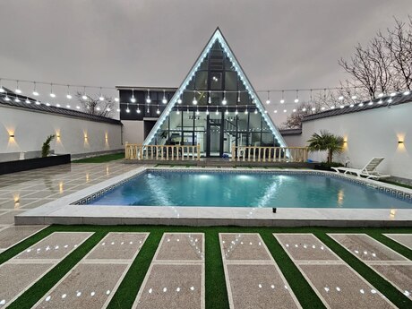 4 otaqlı həyət evi/bağ evi - Qəbələ - 200 m²