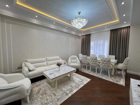 Объявление №6193236 - Баку, пос. Аг шехер, 3-комн., 140 м², 7/8 этаж