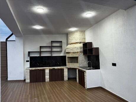 4 otaqlı həyət evi/bağ evi - Xəzər r. - 160 m²