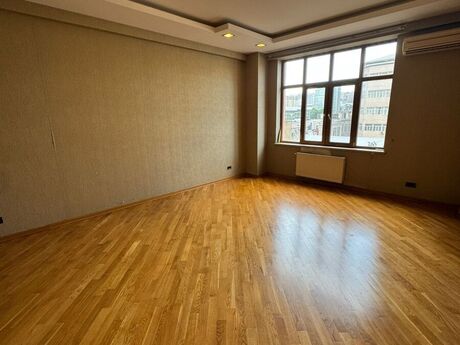 Elan №6193422 - Bakı, 28 May m., 4 otaqlı, 230 m², 7/20 mərtəbə