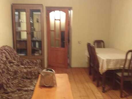 3-комн. вторичка - м. Элмляр Академиясы - 90 м²