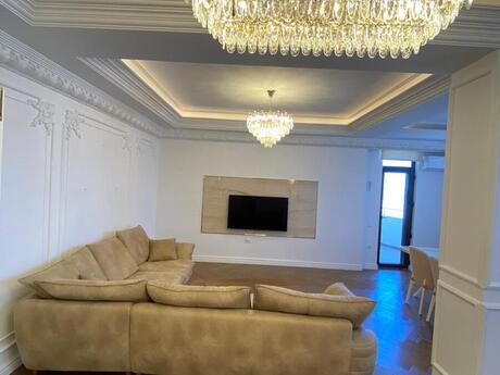 2 otaqlı yeni tikili - Elmlər Akademiyası m. - 128 m²