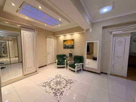 4 otaqlı mənzil, 230 m², 20 Yanvar: 550 000 ₼ 2