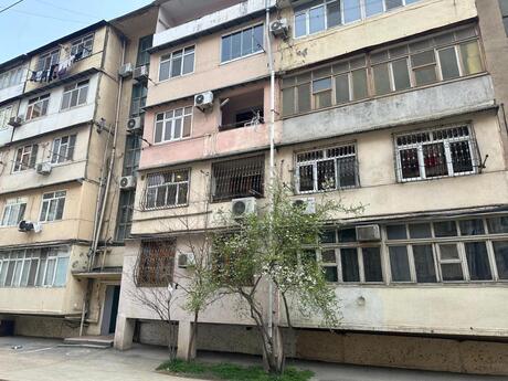 Azadlıq Prospekti m.
