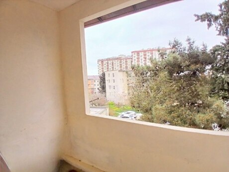 Объявление №6193592 - Баку, м. Ази Асланов, 3-комн., 80 м², 2/9 этаж